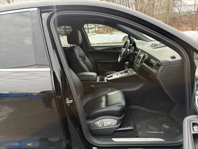 2016 Porsche Macan S