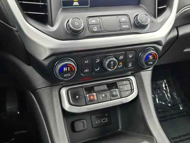 2023 GMC Acadia AWD SLT