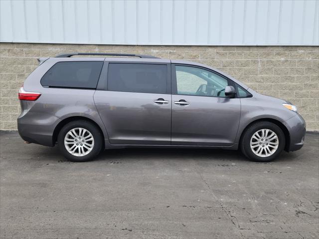 Used 2015 Toyota Sienna For Sale in Wilmington, OH
