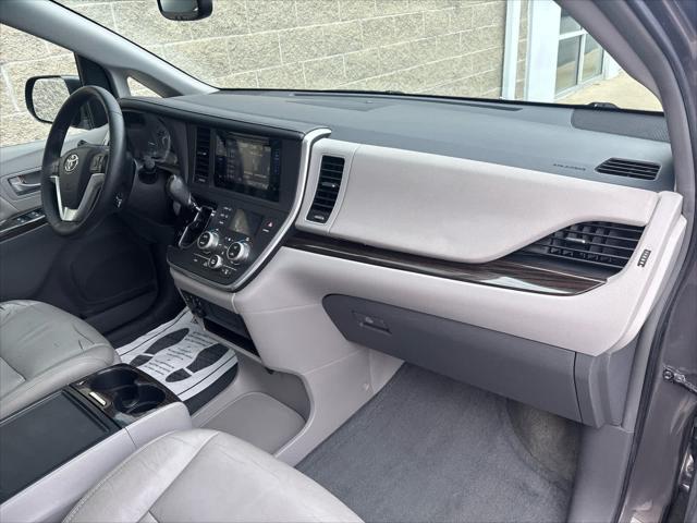 Used 2015 Toyota Sienna For Sale in Wilmington, OH