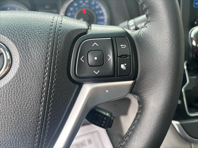 Used 2015 Toyota Sienna For Sale in Wilmington, OH