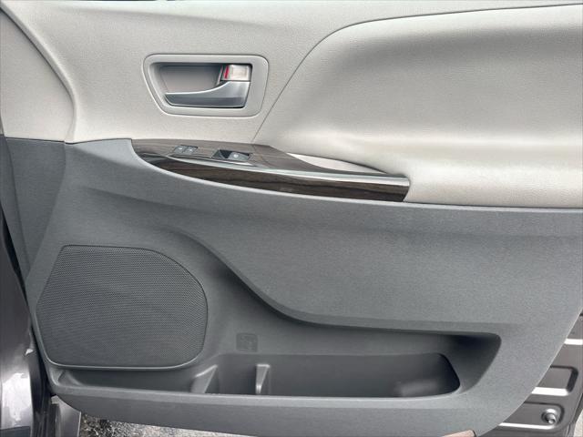 Used 2015 Toyota Sienna For Sale in Wilmington, OH