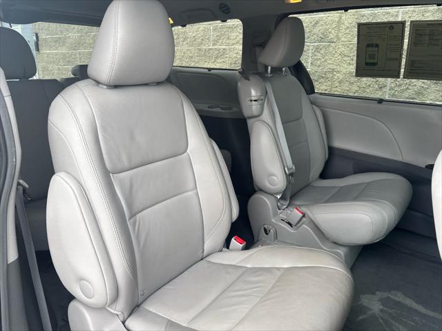 Used 2015 Toyota Sienna For Sale in Wilmington, OH