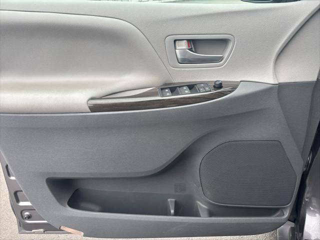 Used 2015 Toyota Sienna For Sale in Wilmington, OH