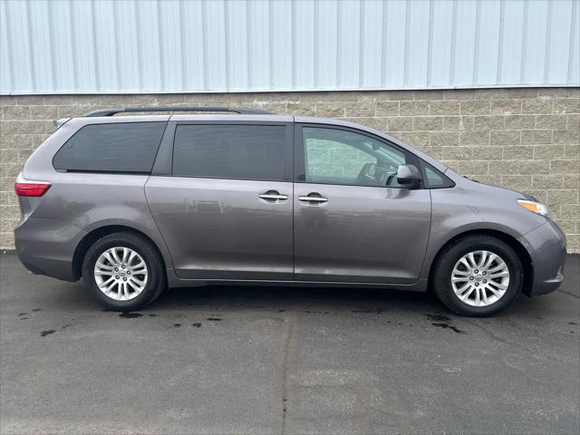 Used 2015 Toyota Sienna For Sale in Wilmington, OH