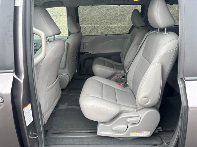 Used 2015 Toyota Sienna For Sale in Wilmington, OH