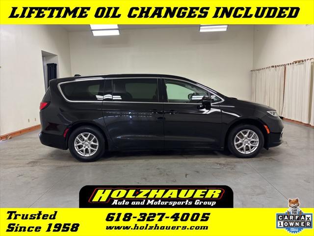 2024 Chrysler Pacifica Touring L for sale in Nashville, IL