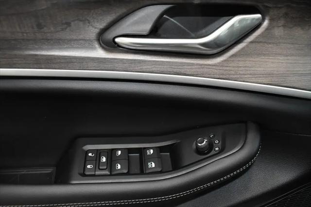 2026 Jeep Grand Cherokee L Altitude 4x4