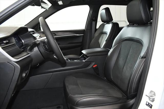 2026 Jeep Grand Cherokee L Altitude 4x4