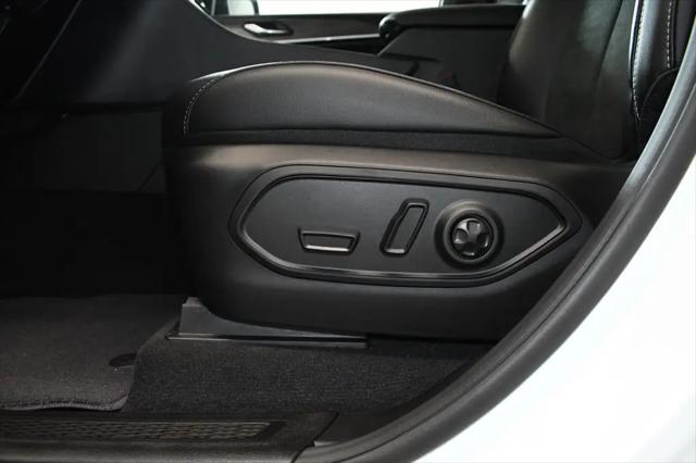 2026 Jeep Grand Cherokee L Altitude 4x4