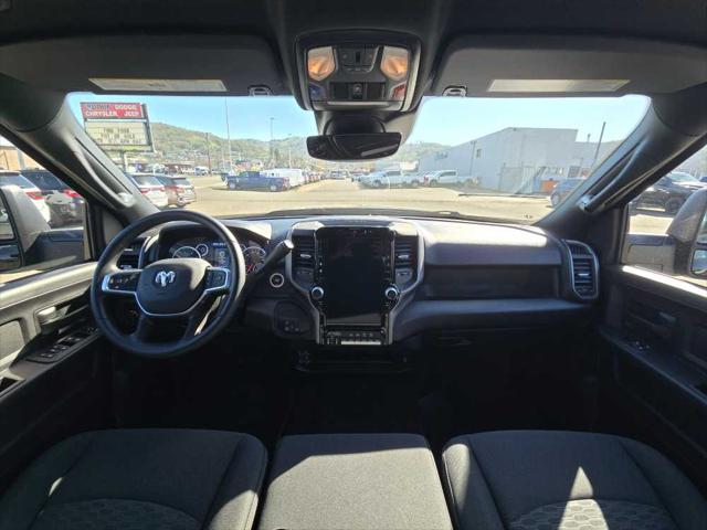 2026 Ram 3500 Tradesman Crew Cab 4x4 8' Box
