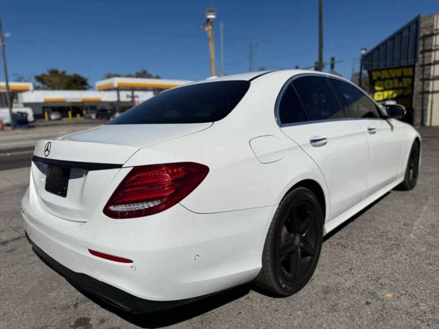 2017 Mercedes-Benz E-CLASS E 300 E 300