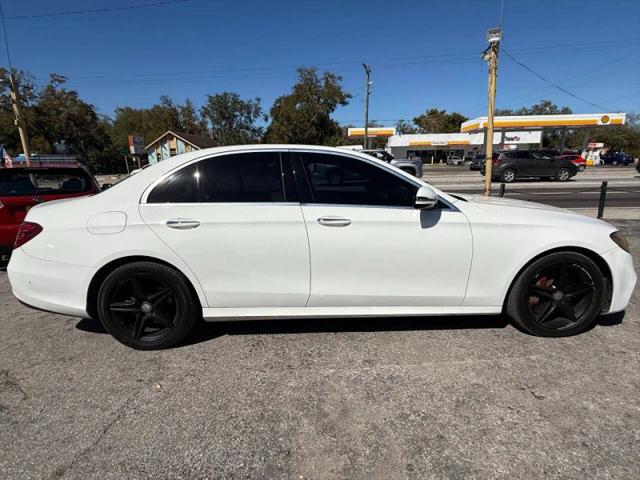 2017 Mercedes-Benz E-CLASS E 300 E 300