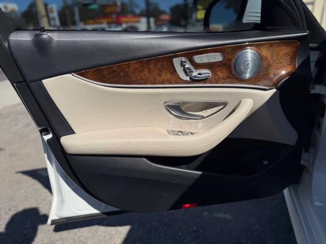 2017 Mercedes-Benz E-CLASS E 300 E 300