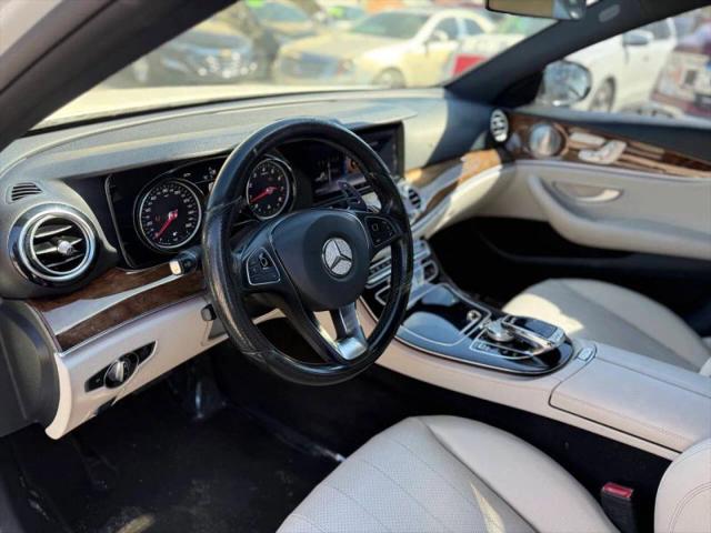 2017 Mercedes-Benz E-CLASS E 300 E 300