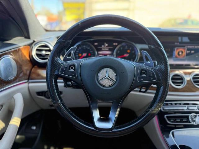 2017 Mercedes-Benz E-CLASS E 300 E 300