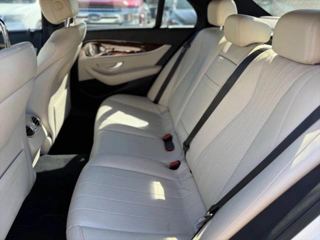2017 Mercedes-Benz E-CLASS E 300 E 300
