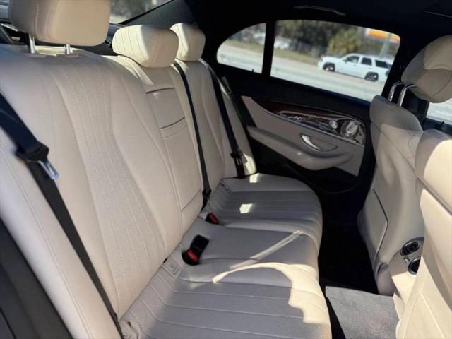 2017 Mercedes-Benz E-CLASS E 300 E 300