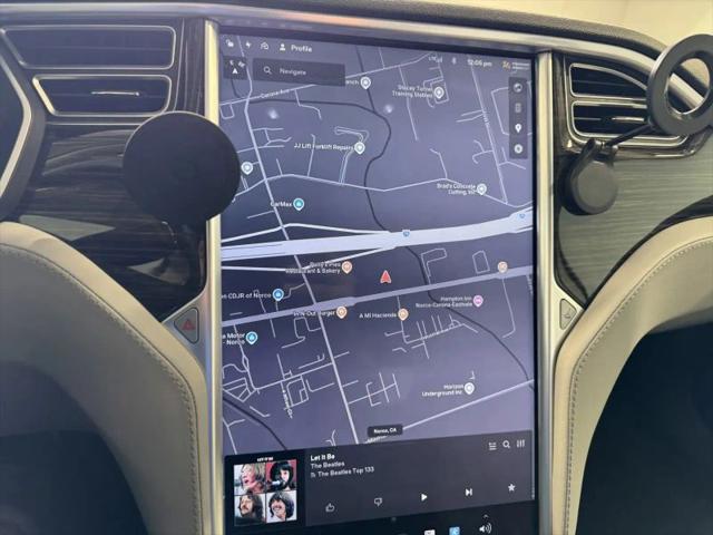 2014 Tesla Model S P85