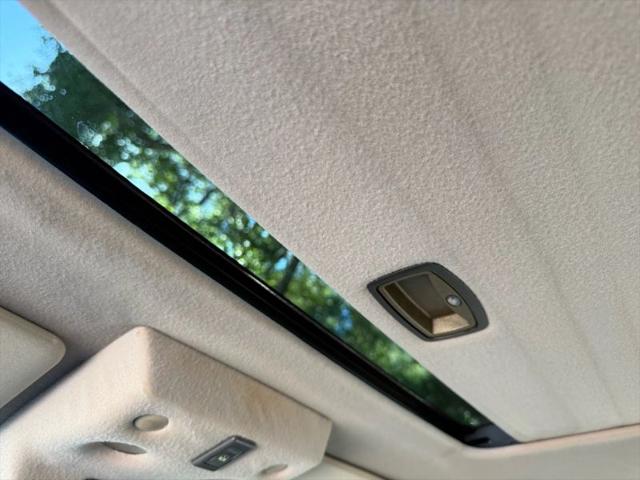 2000 Mitsubishi Montero Sport XLS