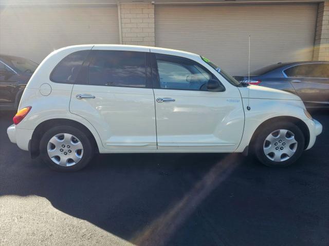 2004 Chrysler PT Cruiser Base