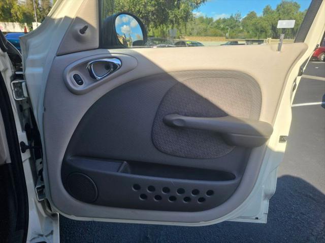2004 Chrysler PT Cruiser Base