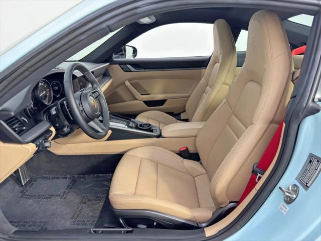 2024 Porsche 911 Carrera