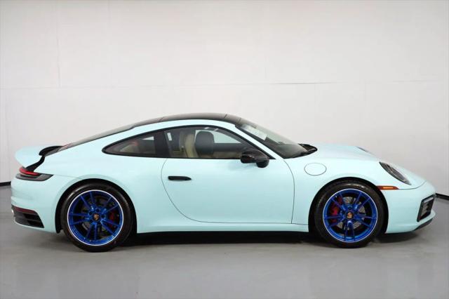 2024 Porsche 911 Carrera