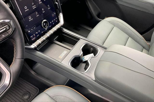 2026 GMC Acadia AT4 AWD