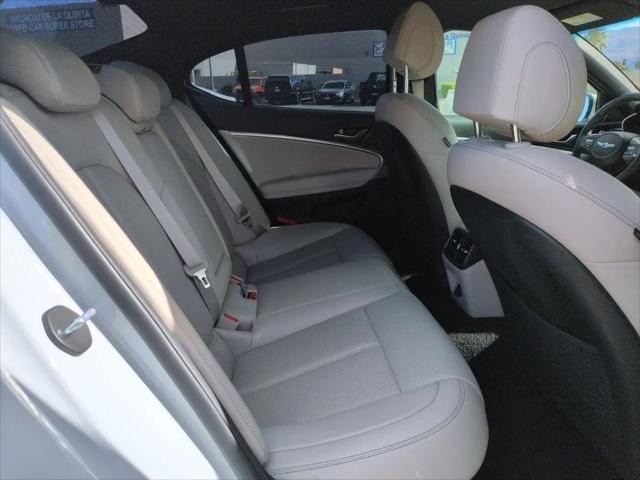 2023 Genesis G70 2.0T RWD
