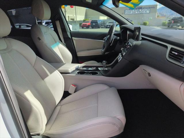2023 Genesis G70 2.0T RWD