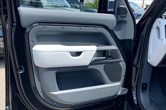 2026 Land Rover Defender P300 S