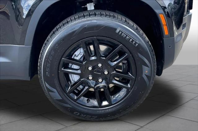 2026 Land Rover Defender P300 S