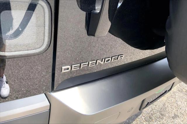 2026 Land Rover Defender P300 S