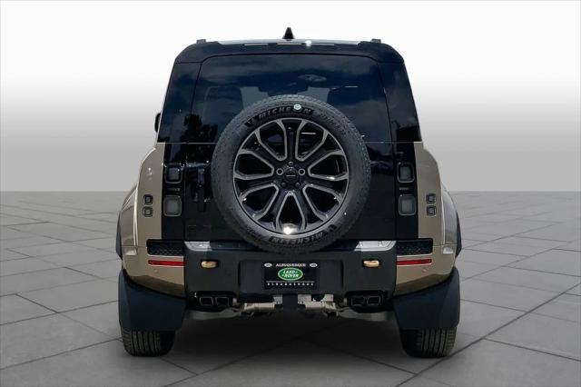 2026 Land Rover Defender P635 OCTA
