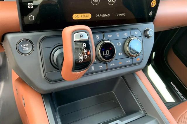 2026 Land Rover Defender P635 OCTA