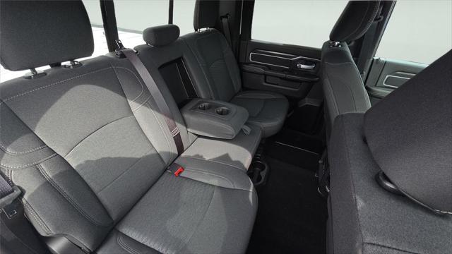 2026 Ram 3500 Big Horn Crew Cab 4x4 8' Box