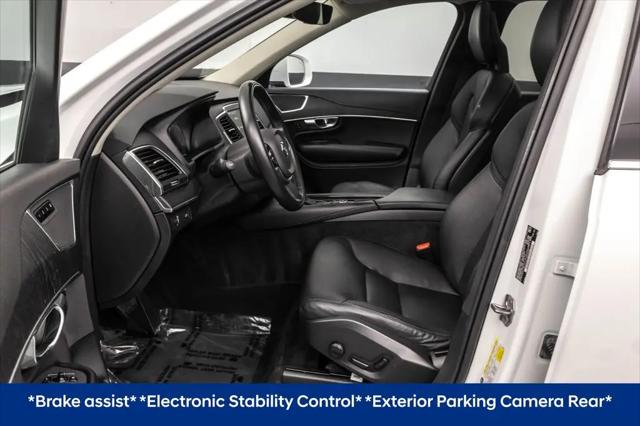 2020 Volvo XC90 T5 Momentum 7 Passenger