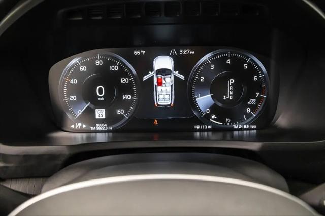 2020 Volvo XC90 T5 Momentum 7 Passenger