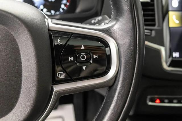 2020 Volvo XC90 T5 Momentum 7 Passenger