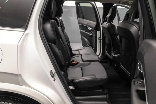 2020 Volvo XC90 T5 Momentum 7 Passenger