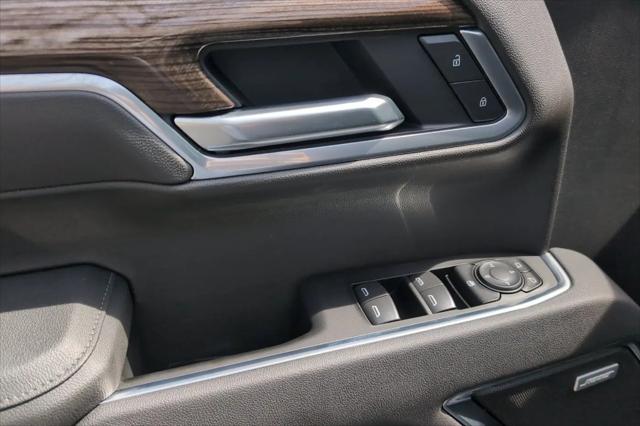 2026 Chevrolet Silverado 1500 4WD Crew Cab Short Bed RST
