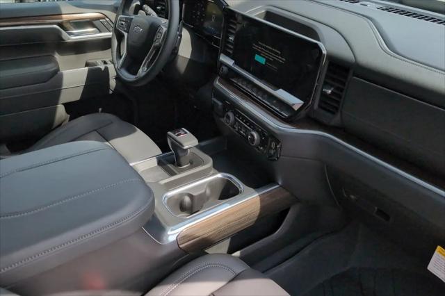 2026 Chevrolet Silverado 1500 4WD Crew Cab Short Bed RST