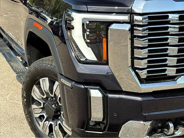 2026 GMC Sierra 2500HD Crew Cab, Standard Bed, Denali, 4WD