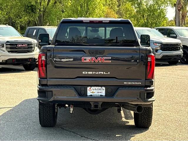 2026 GMC Sierra 2500HD Crew Cab, Standard Bed, Denali, 4WD