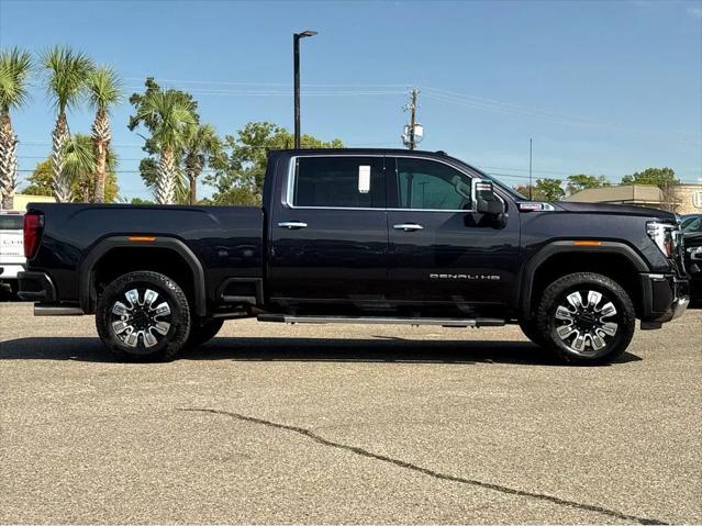 2026 GMC Sierra 2500HD Crew Cab, Standard Bed, Denali, 4WD