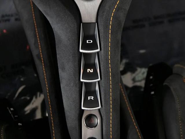 2025 McLaren 750S Coupe