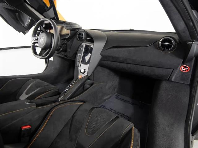 2025 McLaren 750S Coupe