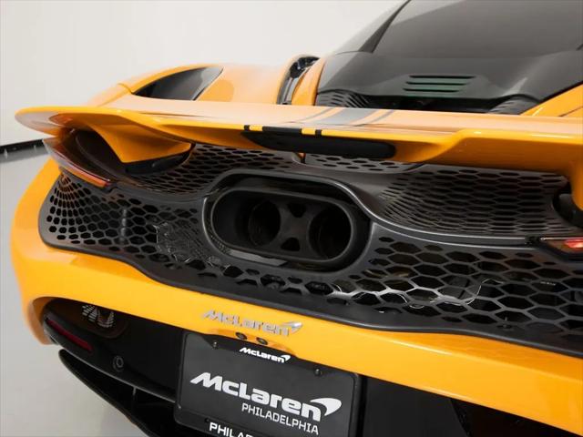 2025 McLaren 750S Coupe
