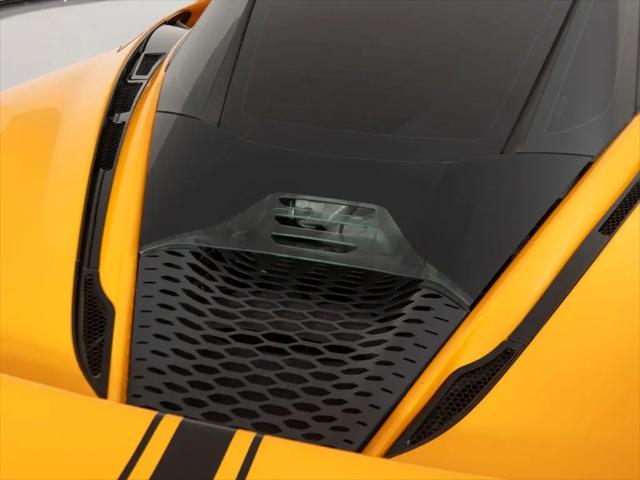2025 McLaren 750S Coupe
